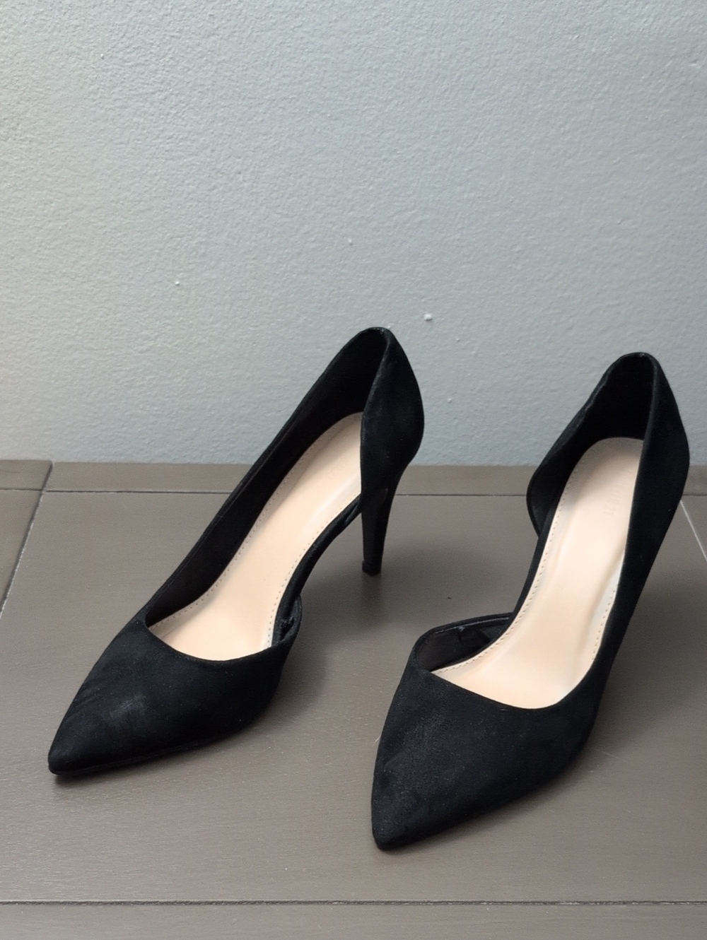 Forever 21 Black Pointed-Toe D'Orsay Heels